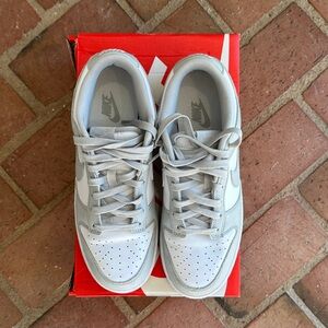 Nike Dunk Low Retro (white/grey fog) Size 8.5